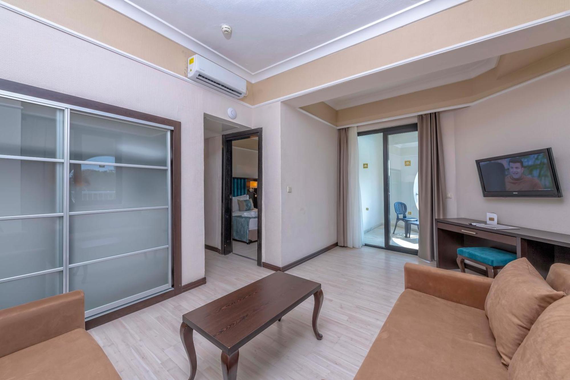 Asteria Collection Side Hotel Exterior foto